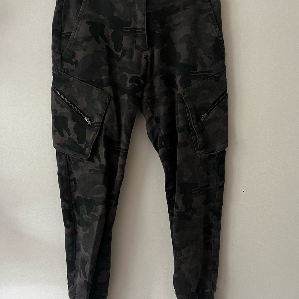 James Jeans Boyfriend Cargo Deep Army Camo